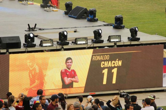 ¡Campeones en nuestros corazones! Las imágenes que no viste del recibimiento de la Vinotinto Sub 20. Foto: Eduardo Ríos / lapatilla.1eye.us