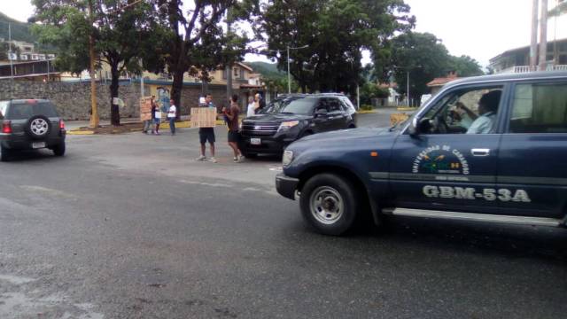 Plantón en Carabobo este !4 de junio / Foto @rafaelrumbosgil