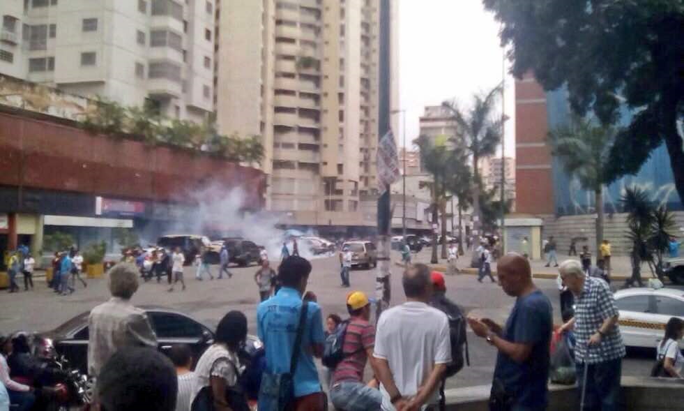 Apenas se estaban concentrando en La Candelaria y PNB los reprime #10Jun (Fotos)