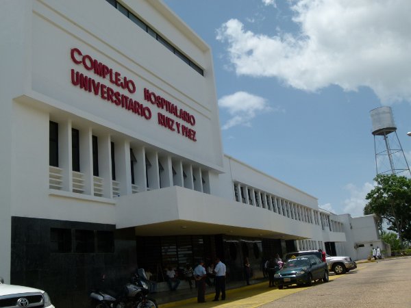 ¡Mentirosa, mentirosa! Así recibieron a presidenta del Instituto de Salud en hospital de Ciudad Bolívar (Video)