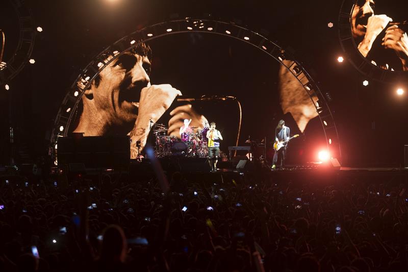 Red Hot Chili Peppers llenó hasta los “teque-teques” el FIB-2017 en España (+fotos)