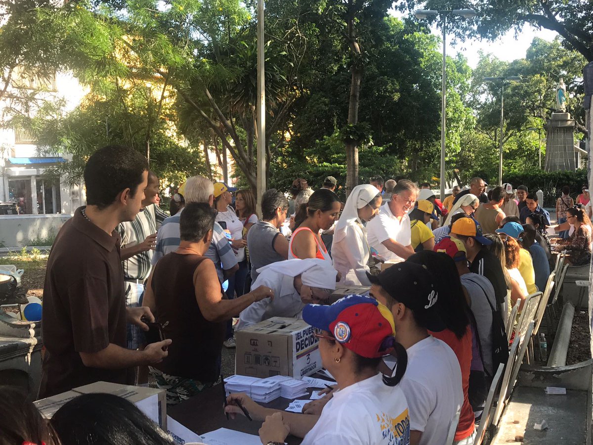 Maiquetía y demás parroquias de Vargas se suman a la consulta popular #16Jul (Fotos)