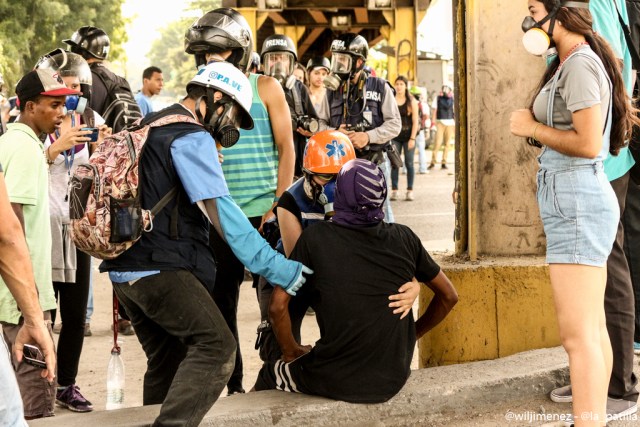 Lo que usted no vio de la concentración por los 100 días de resistencia. Fotos: lapatilla.1eye.us