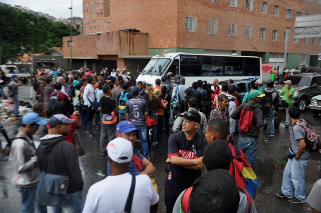 Transportistas comenzaron a cobrar el aumento este lunes (foto News Report)