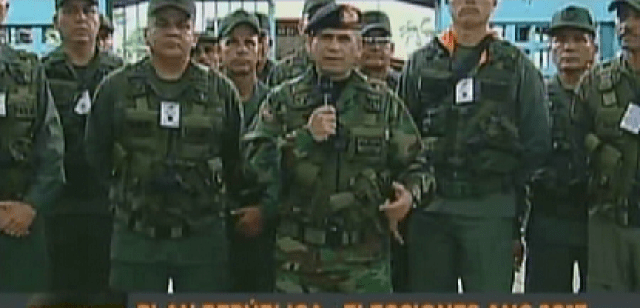 Integrantes de las FANB recorren centros de votación de cara a la Constituyente cubana. Foto: Capture