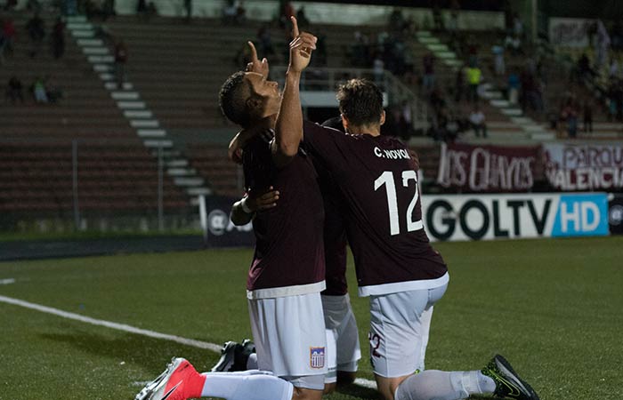 La pancarta que le dedicaron a Maduro en un partido del Torneo Clausura (Foto)