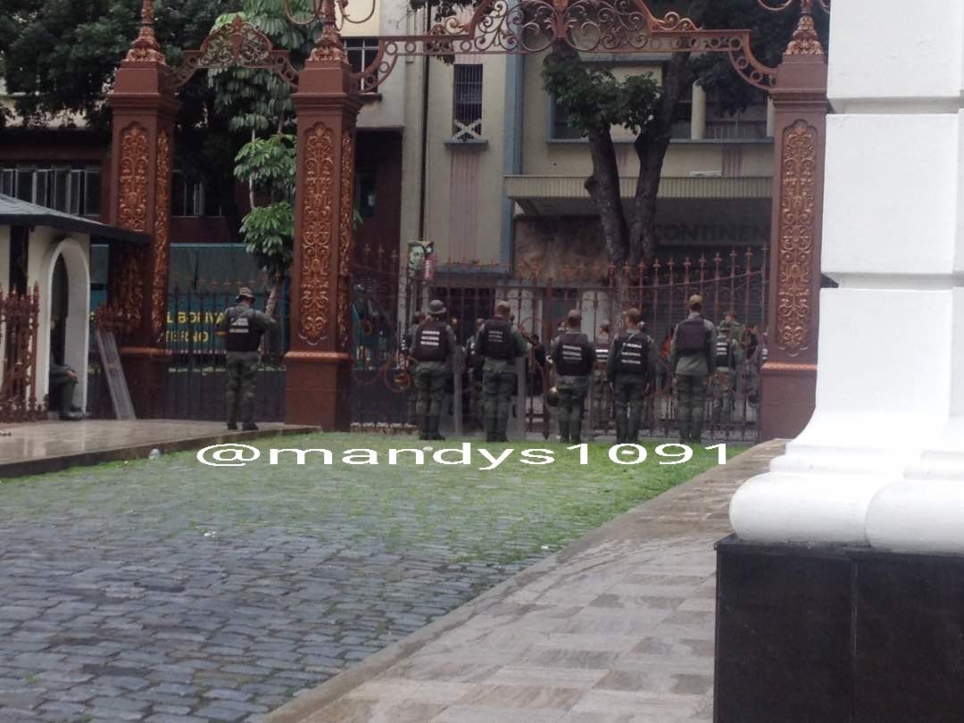 La GNB tomó el Palacio Federal Legislativo #18Jul