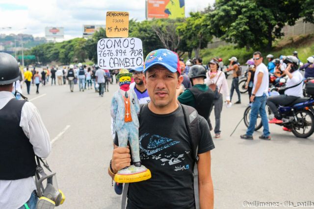 La marcha hacia el TSJ desde el inicio a la represión. Foto: Will Jiménez / lapatilla.1eye.us