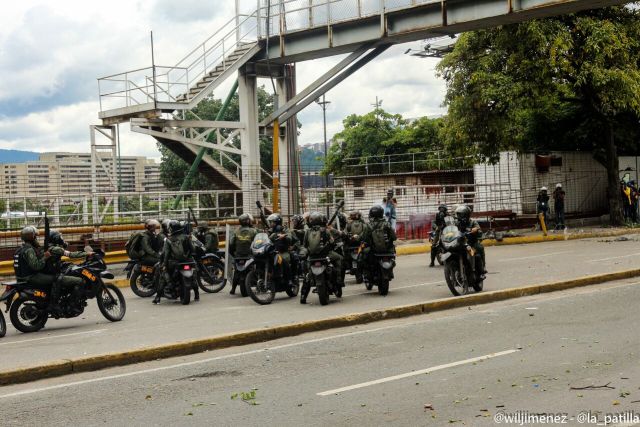 La marcha hacia el TSJ desde el inicio a la represión. Foto: Will Jiménez / lapatilla.1eye.us