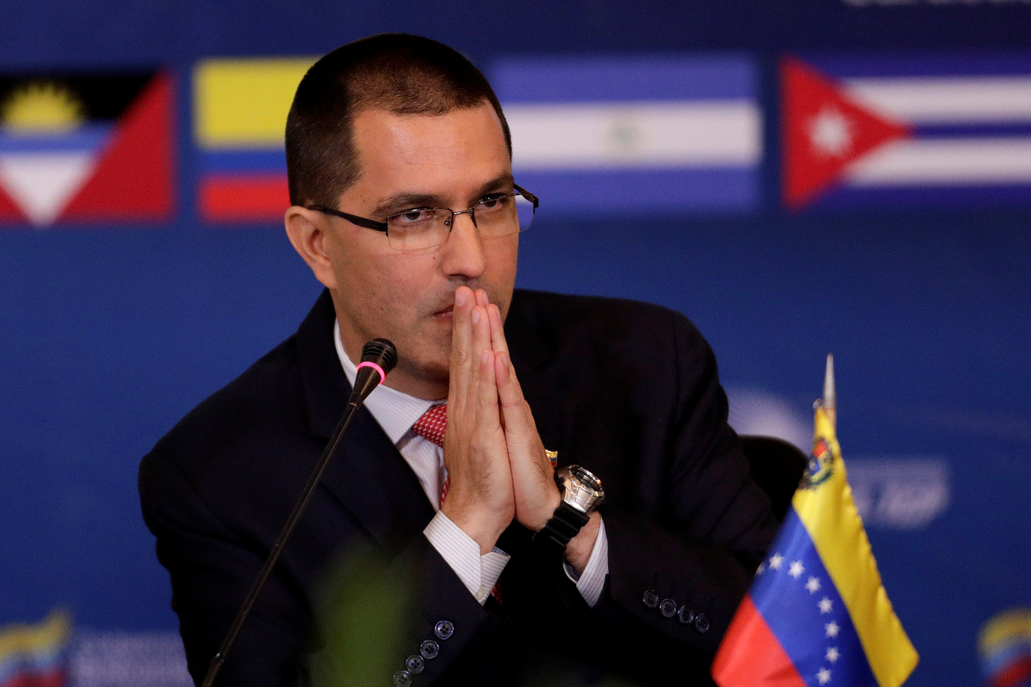 Arreaza dice que sanciones de EEUU contra Adán fueron porque “era hermano de Chávez” (Video)