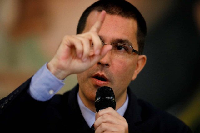 Venezuela's Foreign Minister Jorge Arreaza delivers a speech  during a meeting of accredited diplomatic teams in Caracas, Venezuela August 12, 2017. REUTERS/Carlos Garcia Rawlins