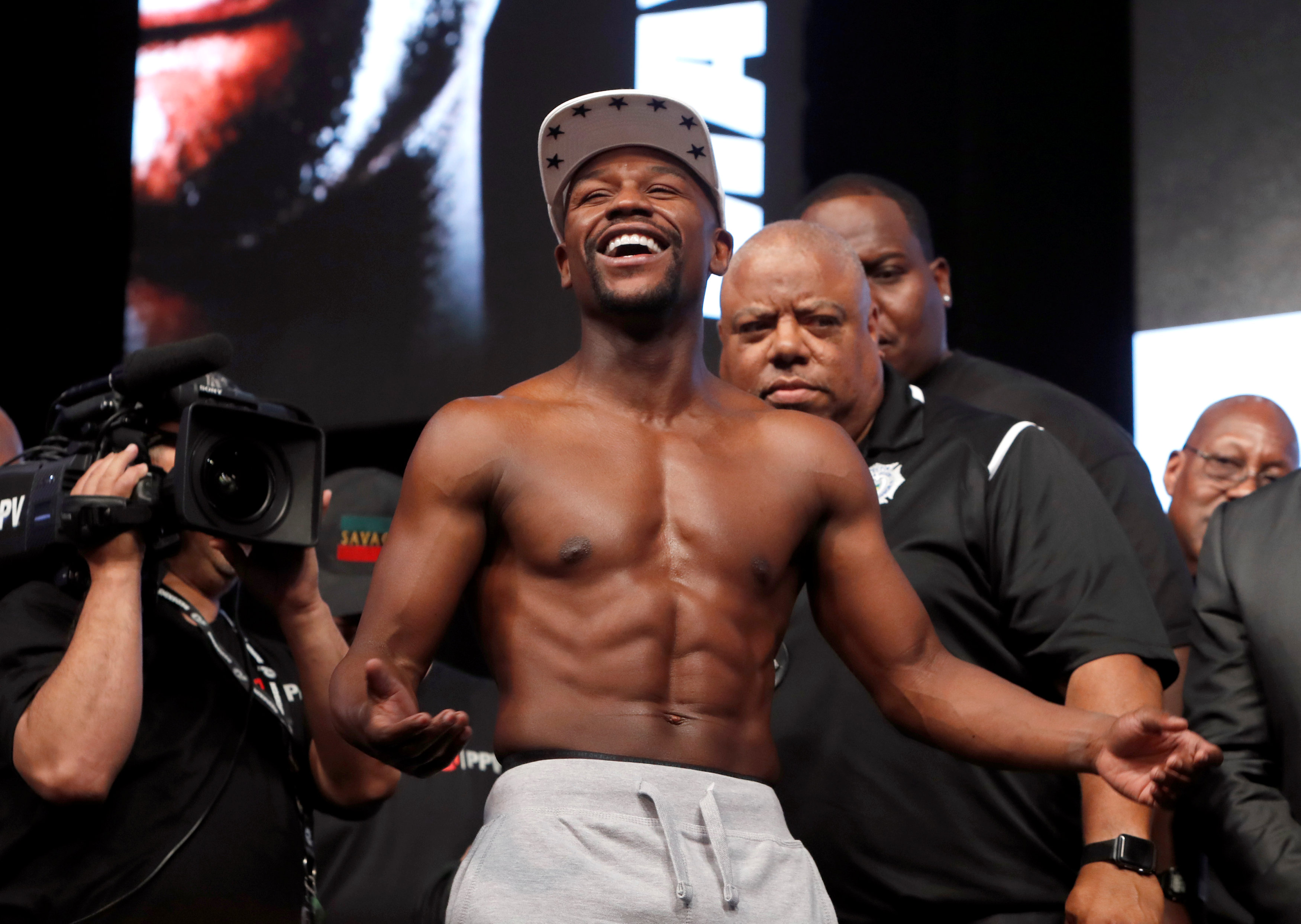 Mayweather peleará con el joven luchador de kick boxing Nasukawa