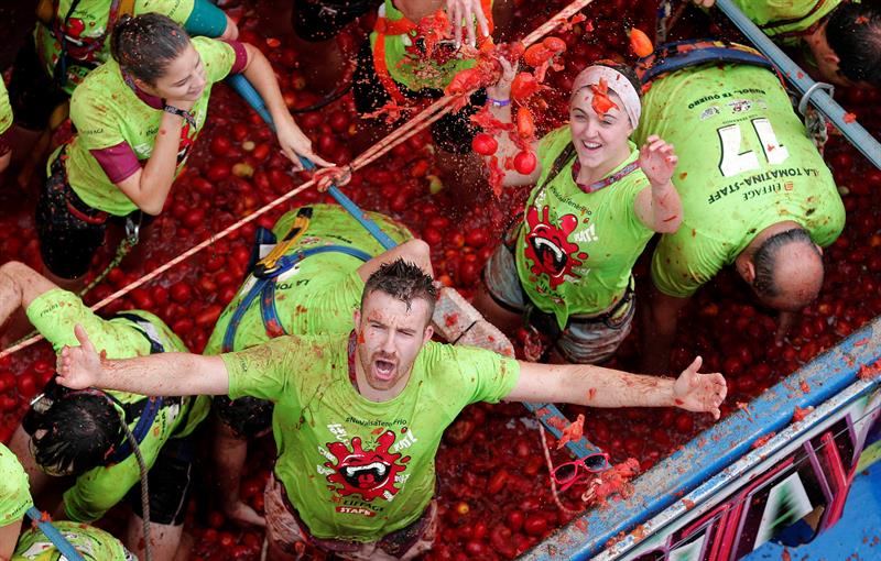 Más de 14.000 extranjeros consolidan el éxito internacional de la Tomatina (video)