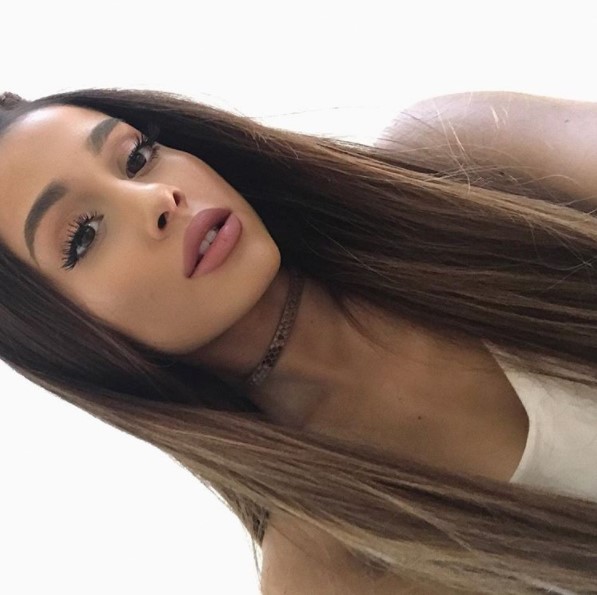 ¡Encantadora! Conoce el nuevo color de cabello de Ariana Grande