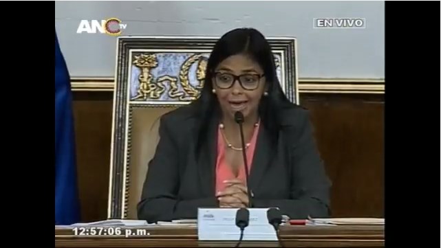 Delcy Eloína: No disolvimos la Asamblea, los vagos tienen que trabajar