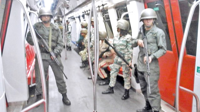 Foto: Ejecicio civico militar Metro Los Teques  / Metro Los Teques 