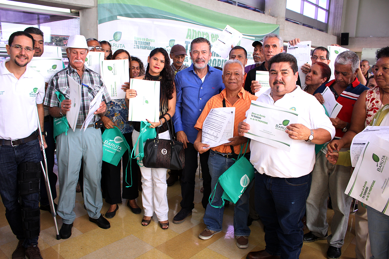 Alcaldía de Baruta benefició a más de 250 personas con nuevos títulos de tierra