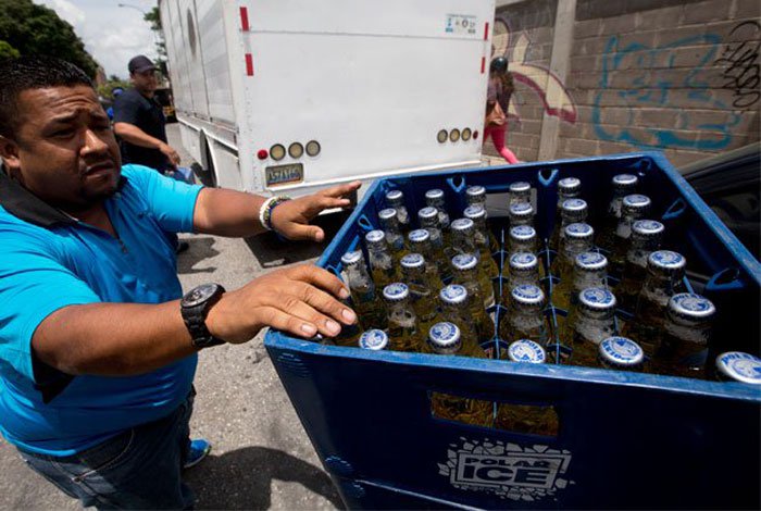 Se necesita una quincena para comprar una caja de cerveza