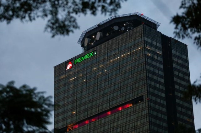 La sede de la petrolera estatal mexicana Pemex en Ciudad de México, oct 13, 2016.  REUTERS/Carlos Jasso