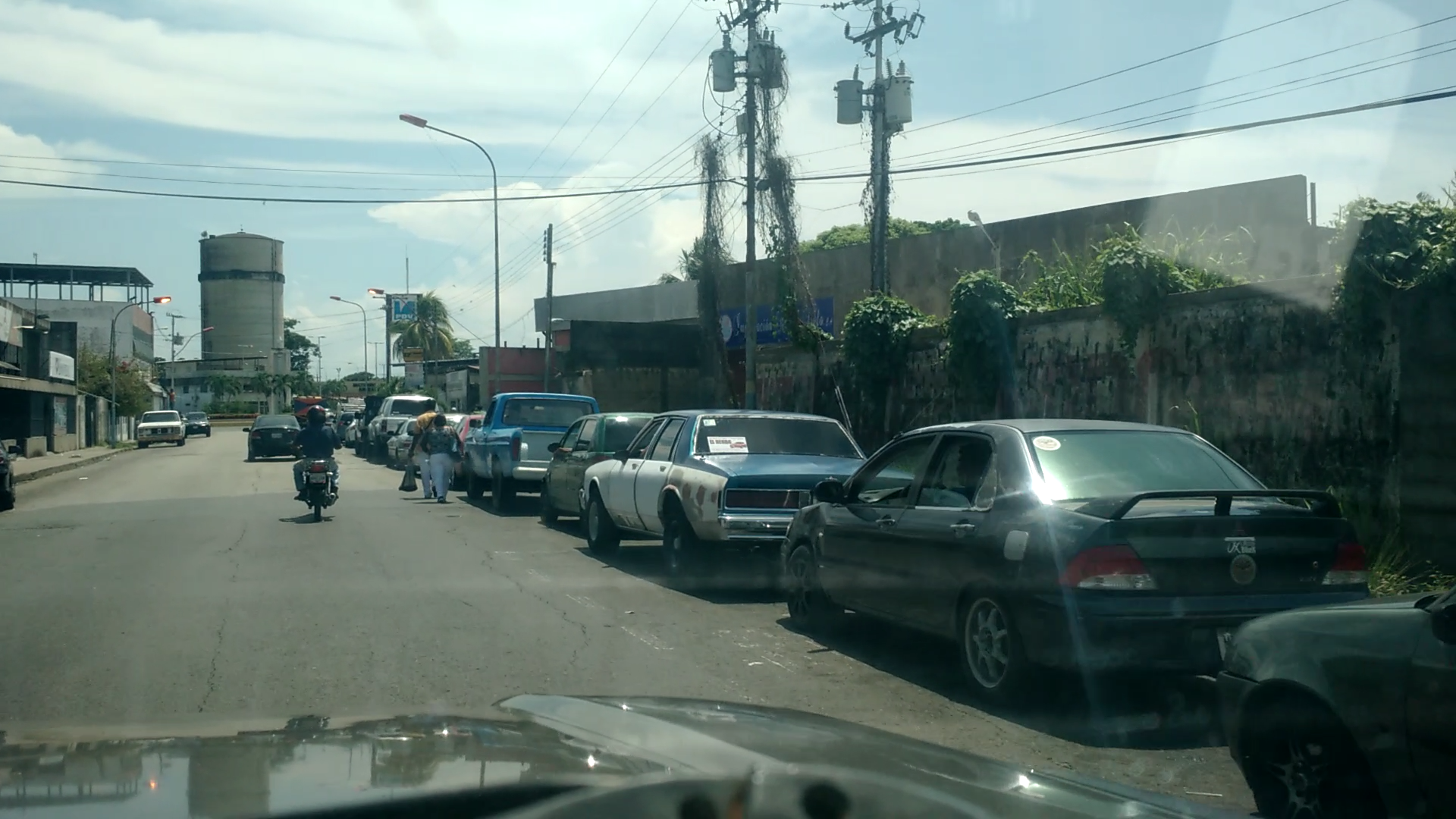 Larissa González: Un país petrolero y no hay gasolina para el pueblo