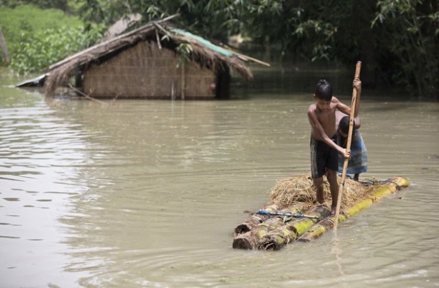 south-asia-flood-nepal-india-pakistan-bangladesh-10-59a902107a1be__880