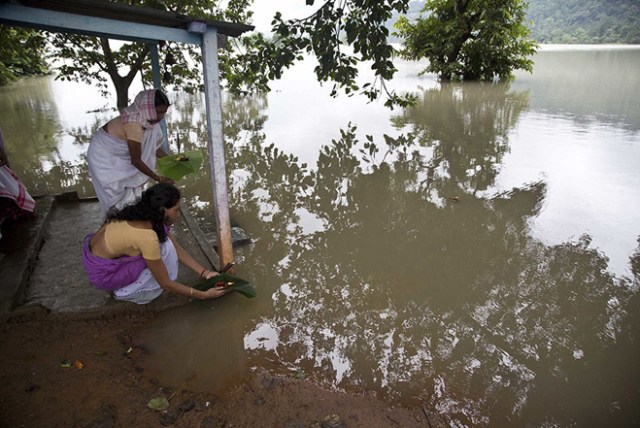 south-asia-flood-nepal-india-pakistan-bangladesh-302-59a918d6e9d7b__880