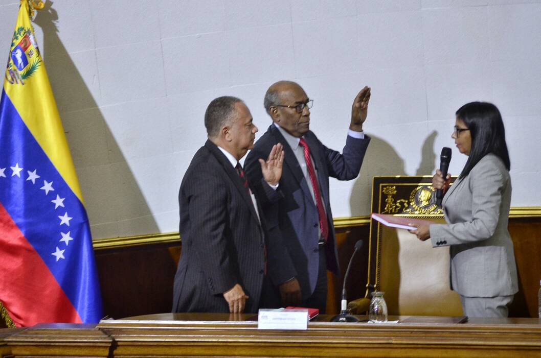 En VIDEO: Elvis Amoroso amenazó a Juan Guaidó ante la asamblea fraudulenta