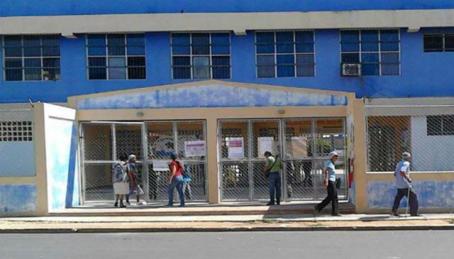 Los guardias que custodian el centro se quedaron dormidos y no abrieron a tiempo. / Imagen referencial | Foto: Archivo / El Pitazo