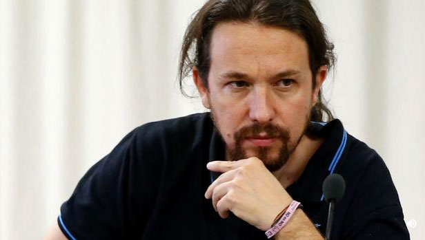 Tan fuerte fue el cacerolazo contra Pablo Iglesias que tuvo que llamar a la Guardia Civil (VIDEO)