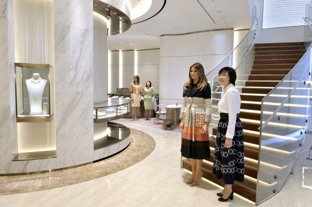 U.S. first lady Melania Trump and Akie Abe, wife of Japan's Prime Minister Shinzo Abe, pose for photo at Mikimoto Pearl head shop in Tokyo's Ginza district, Japan, November 5, 2017. REUTERS/David Mareuil/Pool