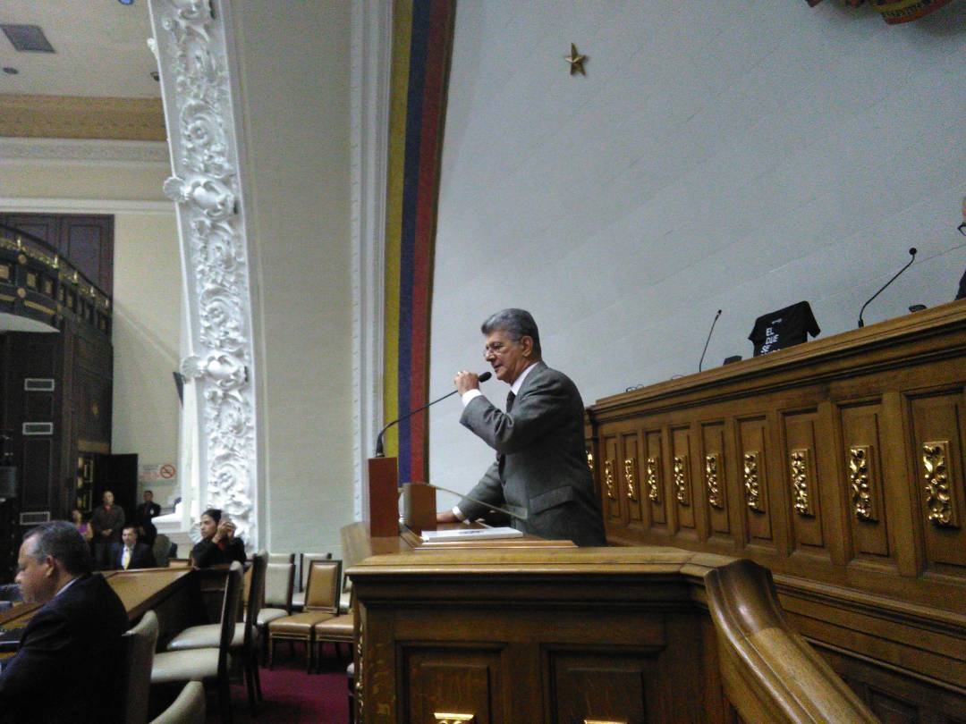 “Tanto nadar para morir en la orilla”: Ramos Allup le dio con todo a los indecisos rojitos (VIDEO)