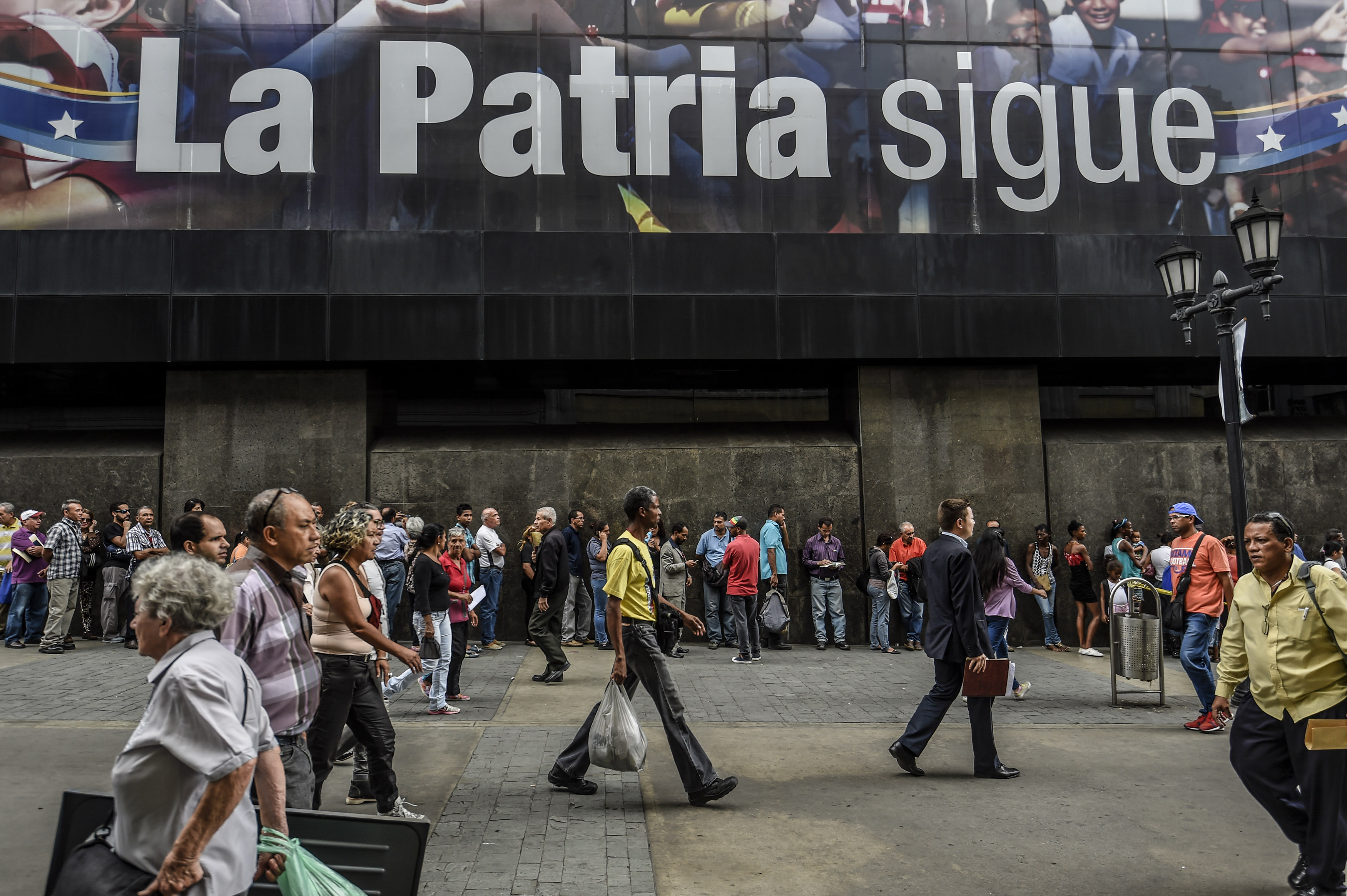 Federación de trabajadores públicos cifra en cerca de 4 millones pérdida de empleos desde 2013