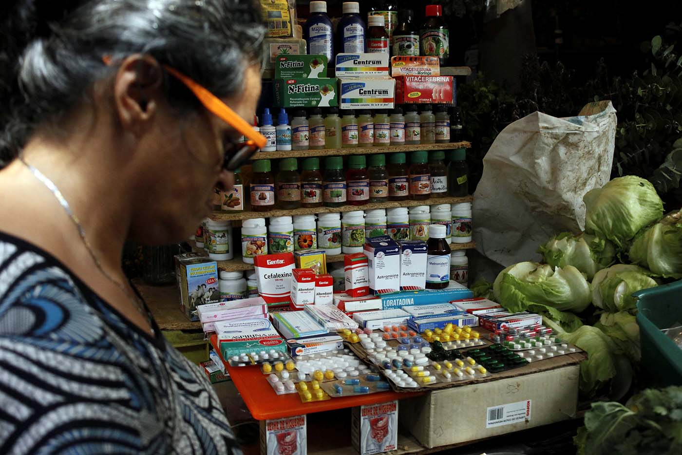 Bachaqueros de Catia venden antibióticos y medicinas para la tensión y la tiroides