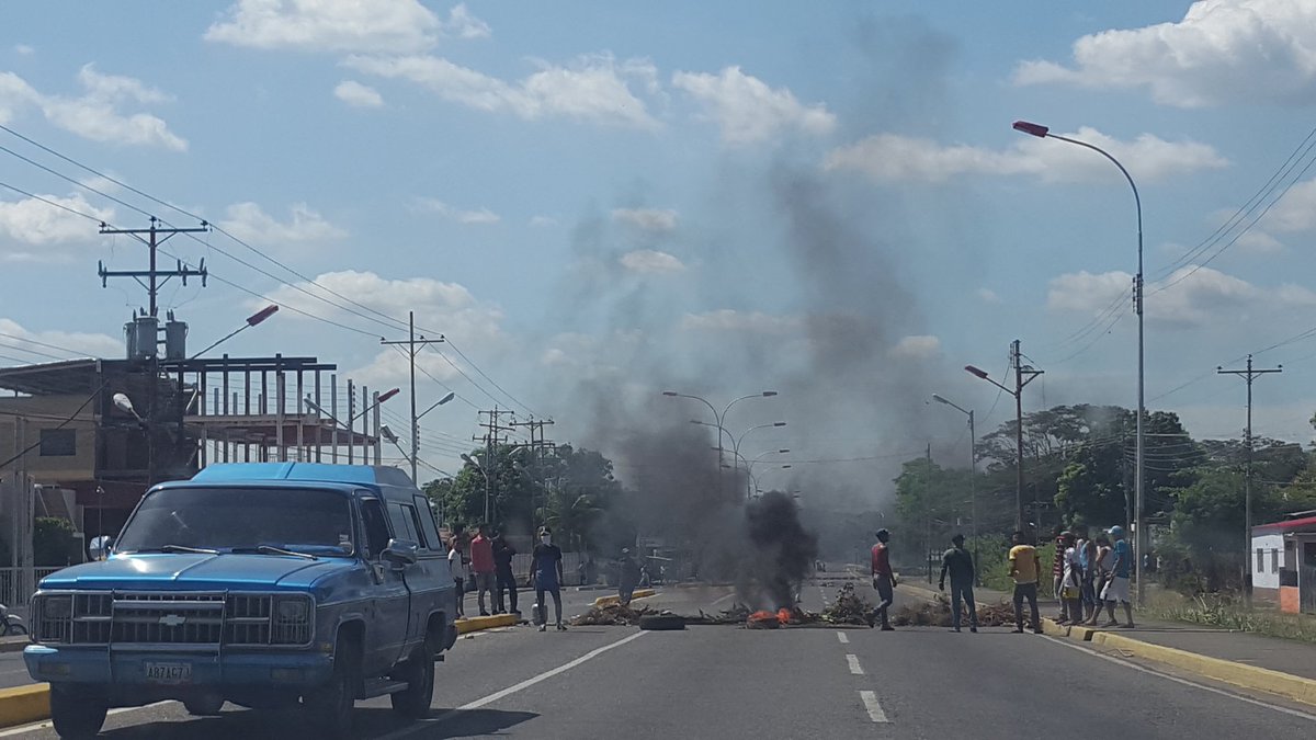 Protesta en Guanare por falta de gas doméstico #26Dic (fotos)