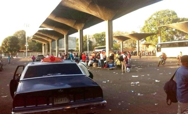 Terminal de San Cristóbal sin buses este #24Dic // Foto @Tachira24horas 