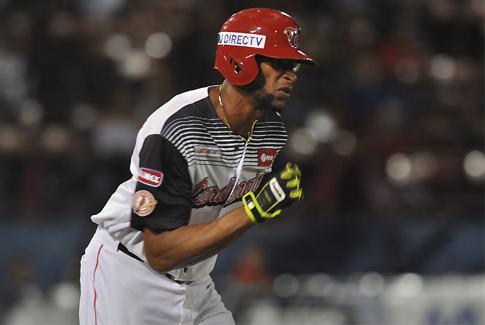 Cardenales de Lara sin compasión picoteó a Tigres de Aragua