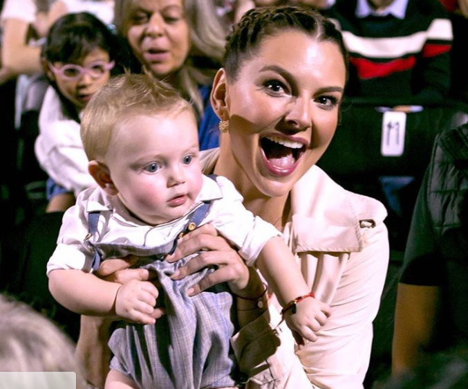 Marjorie de Sousa compartió con sus fans los primeros pasos de Matías Gregorio (Video)