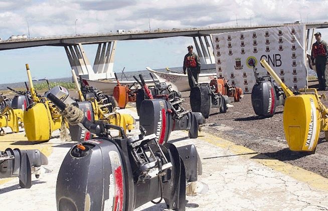 Bandas azotan a pescadores en el Lago de Maracaibo