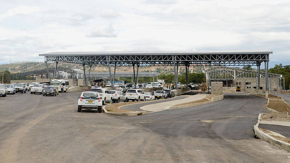 Así fue el terrorífico tiroteo que se registró en el puente Tienditas en frontera colombo-venezolana (Video)