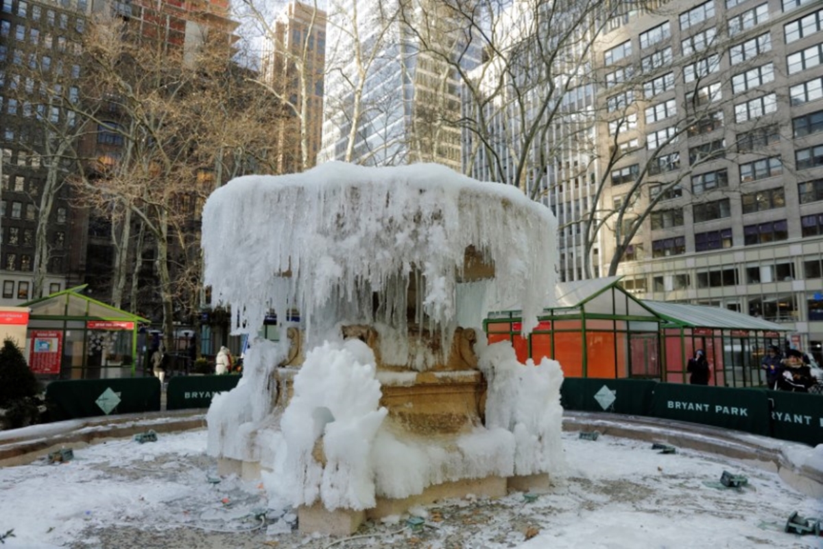 Peligrosa ola de frío cae sobre este de Estados Unidos tras paso de tormenta