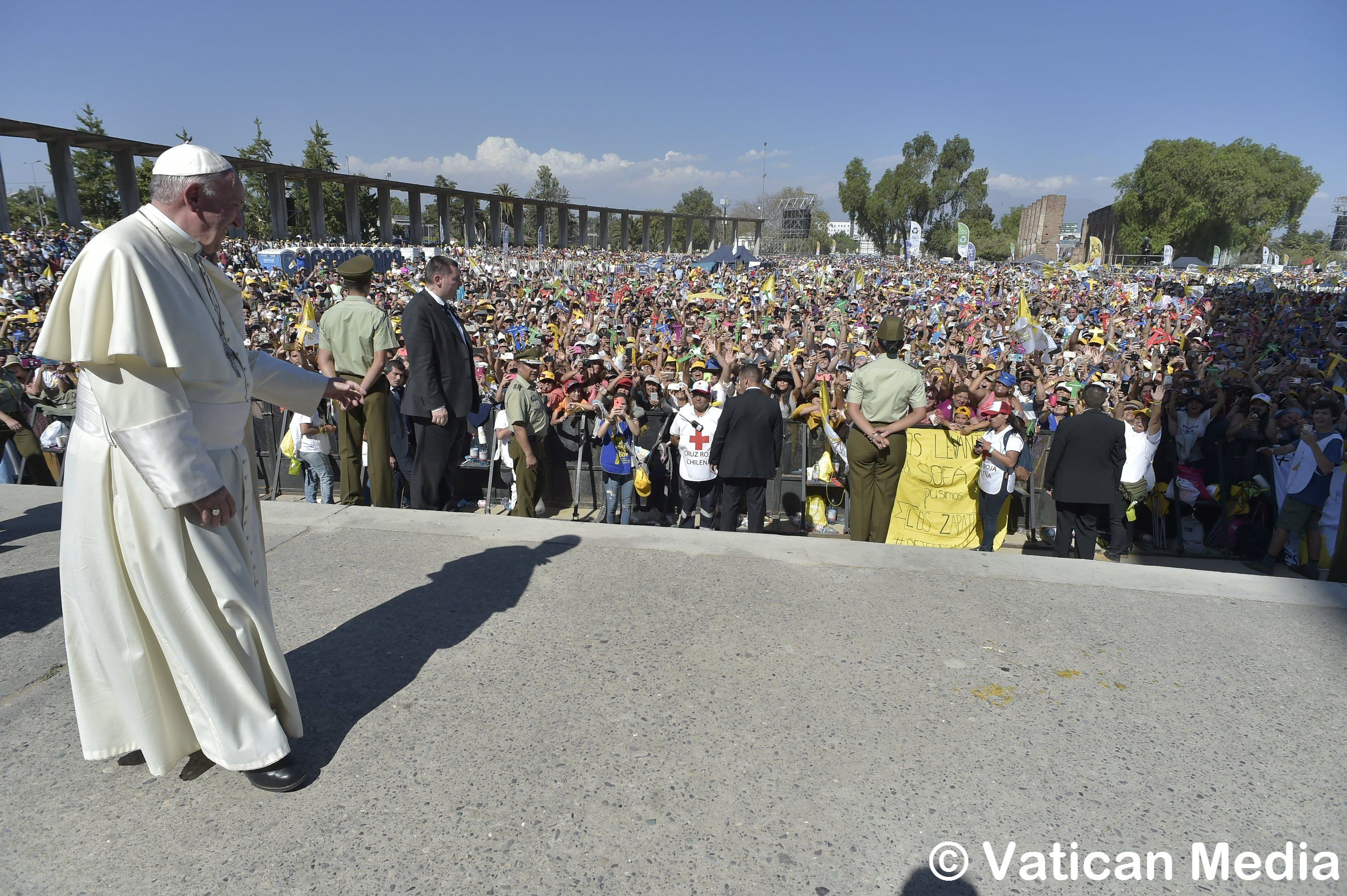 El papa Francisco se despide de Chile en Iquique, una ciudad de migrantes