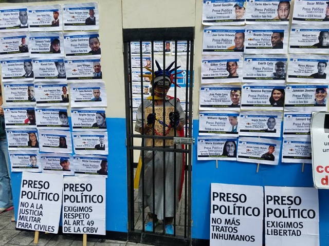 En fotos: Foro Penal reitera su llamado por la libertad y la lucha de los presos políticos