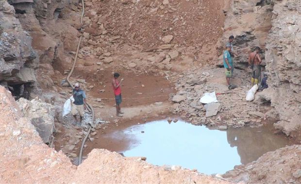 La producción de oro que mes a mes viaja a las bóvedas del BCV proviene de la pequeña minería, mientras Minerven sigue en el foso productivoFotos Germán Dam | El Estimulo