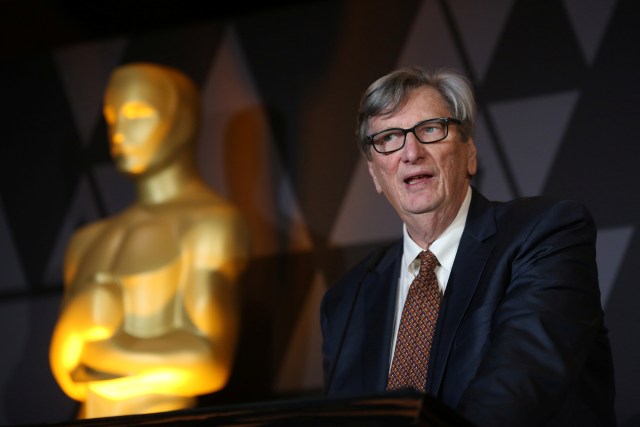 El presidente de la Academia de Artes y Ciencias Cinematográficas, John Bailey, habla en una recepción en Beverly Hills, Estados Unidos. Imagen de archivo. 2 de marzo de 2018. REUTERS/David McNew