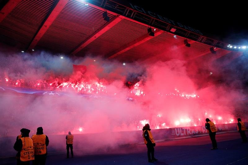 La UEFA abre procedimiento disciplinario por incidentes en el PSG-Real Madrid