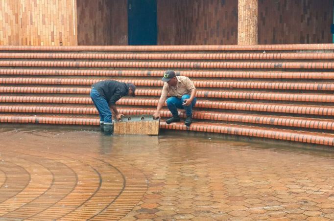 Lluvias afectaron al Metro de Valencia