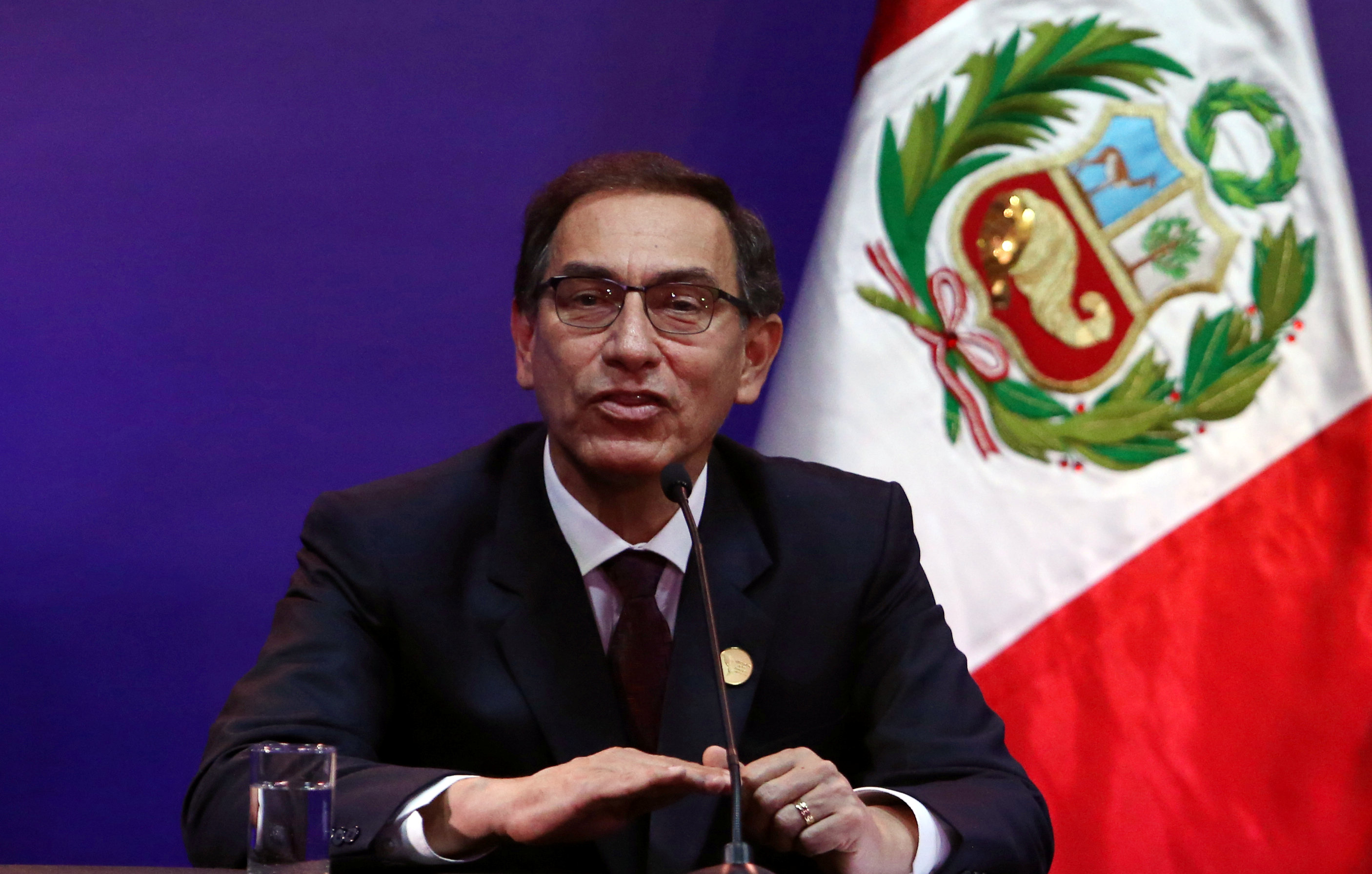 Vizcarra ratifica a grupo parlamentario de Kuczynski como bancada oficialista