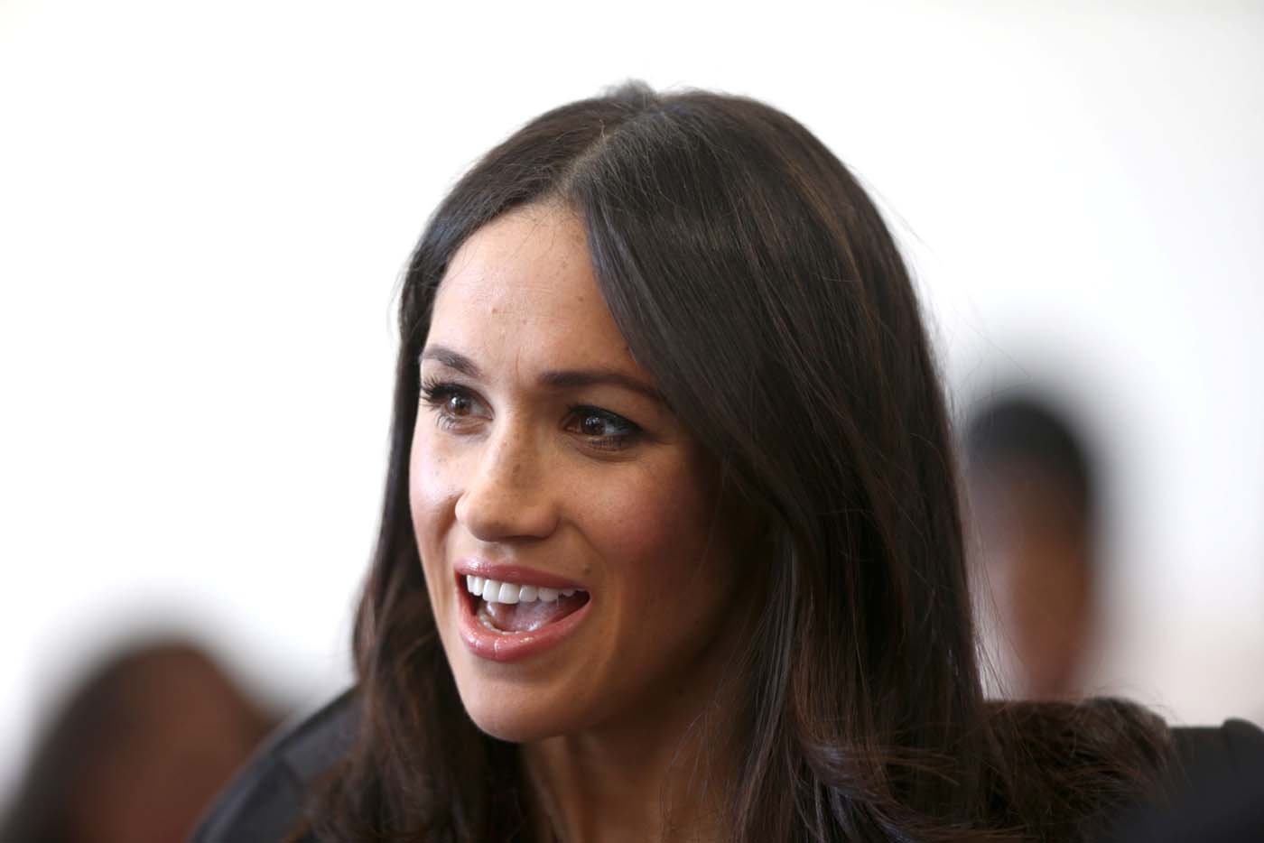 El error de protocolo de Meghan Markle en un encuentro con la Reina Isabel II