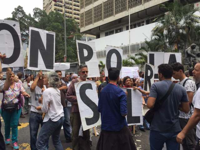 Foto: Protesta en el Hospital de Niños J. M. de los Ríos en Caracas / Steffany Carvajal - lapatilla.1eye.us