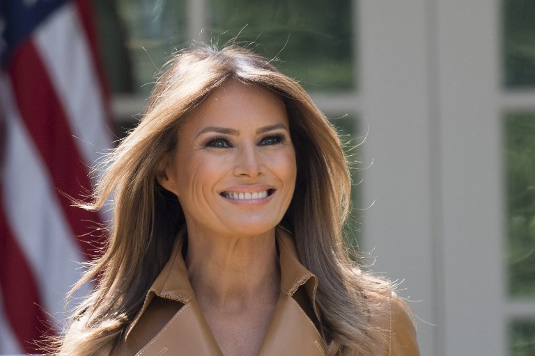 Melania está bien tras su operación, según Trump